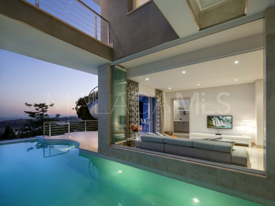 Villa en venta en El Madroñal con 4 dormitorios | Kristina Szekely International Realty