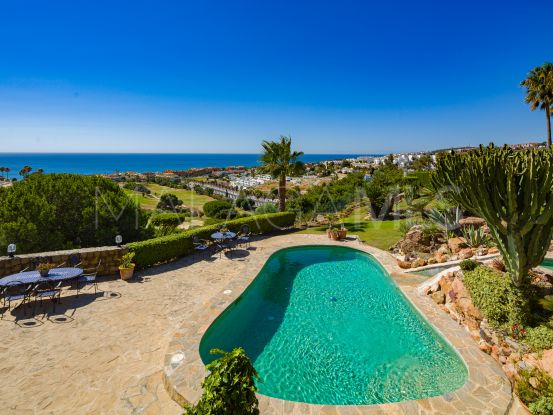 La Duquesa Golf villa | Kristina Szekely International Realty