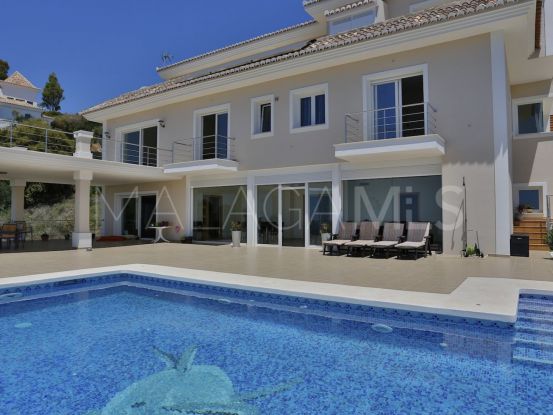 Villa en venta con 4 dormitorios en Los Altos de los Monteros, Marbella Este | Kristina Szekely International Realty