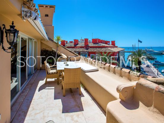 Ático a la venta con 4 dormitorios en Marina de Sotogrande | Kristina Szekely International Realty