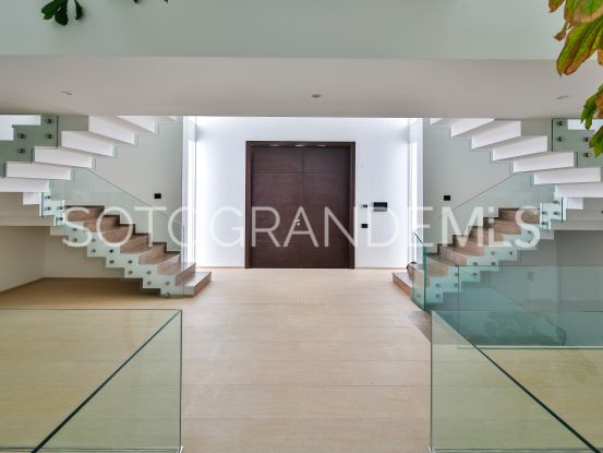 Villa en Reyes y Reinas de 7 dormitorios | Kristina Szekely International Realty