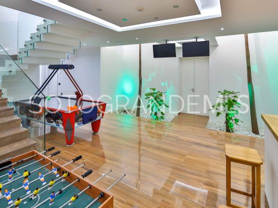 Villa en Reyes y Reinas de 7 dormitorios | Kristina Szekely International Realty