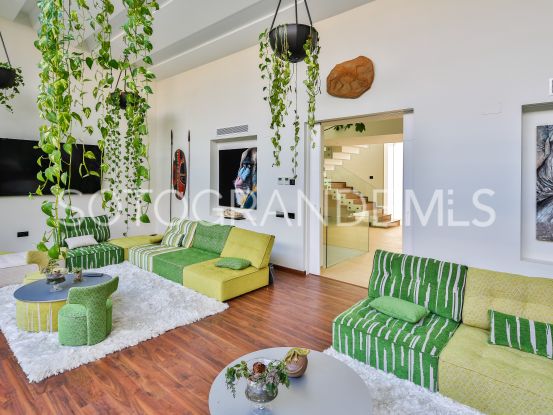 Villa en Reyes y Reinas de 7 dormitorios | Kristina Szekely International Realty