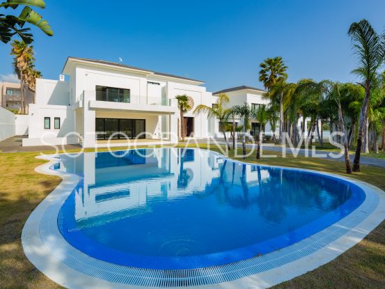 Villa en Reyes y Reinas de 7 dormitorios | Kristina Szekely International Realty