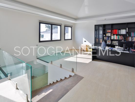 Villa en Reyes y Reinas de 7 dormitorios | Kristina Szekely International Realty