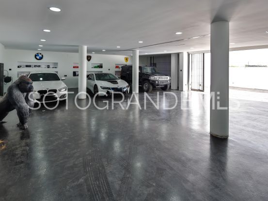 Villa en Reyes y Reinas de 7 dormitorios | Kristina Szekely International Realty