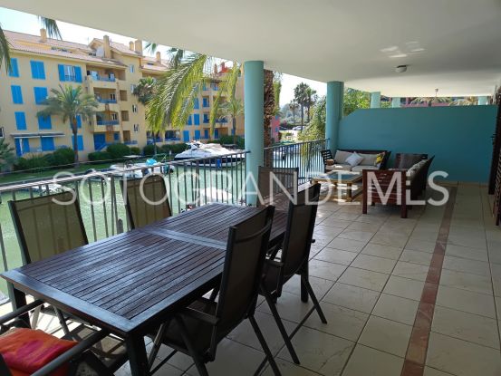 Apartamento en venta en Isla Carey | Kristina Szekely International Realty