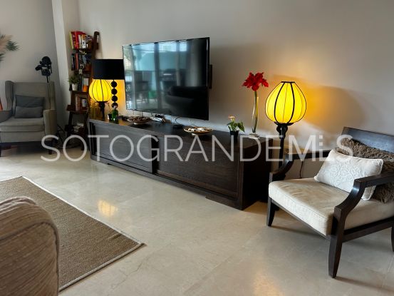 Apartamento en venta en Isla Carey | Kristina Szekely International Realty