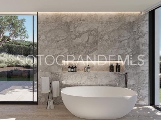 Comprar villa en La Reserva de 4 dormitorios | Kristina Szekely International Realty