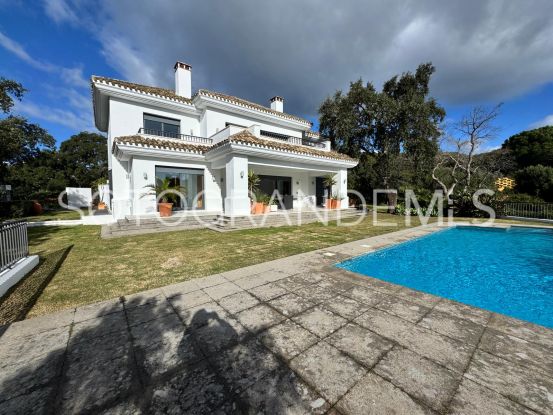Se vende villa en Los Altos de Valderrama de 5 dormitorios | Kristina Szekely International Realty