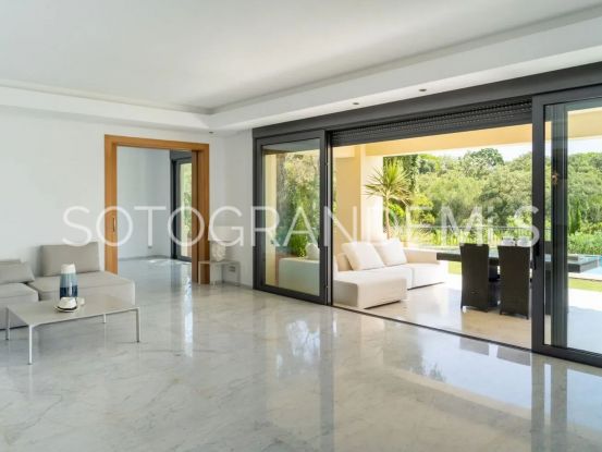 Se vende villa en Los Altos de Valderrama de 5 dormitorios | Kristina Szekely International Realty