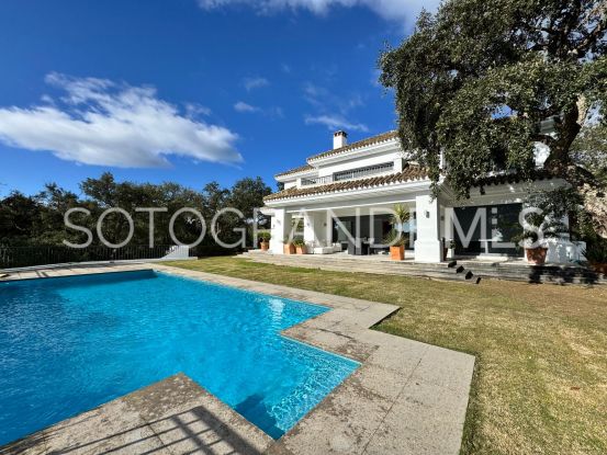 Se vende villa en Los Altos de Valderrama de 5 dormitorios | Kristina Szekely International Realty