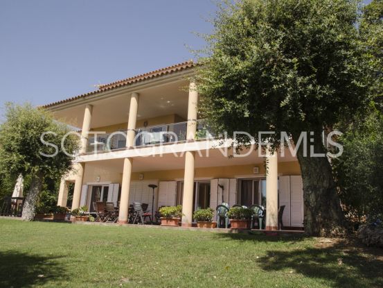 Sotogrande Costa Central, villa con 6 dormitorios en venta | Kristina Szekely International Realty