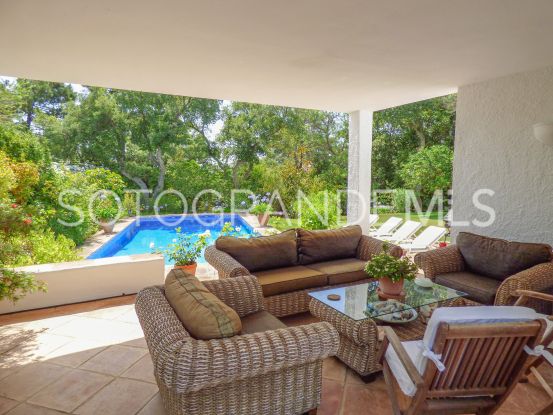 Comprar villa en Sotogrande Alto de 4 dormitorios | James Stewart - Savills Sotogrande