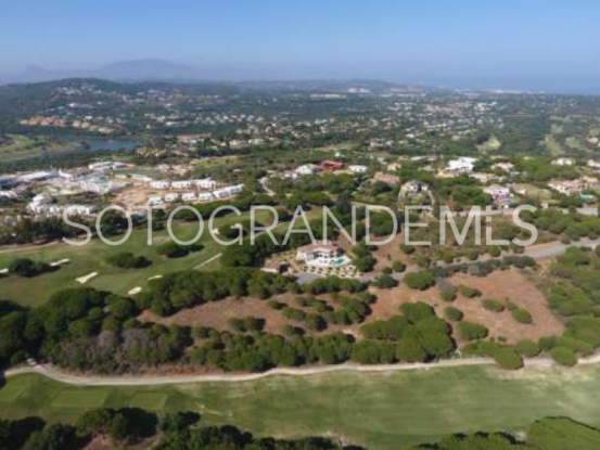 Comprar parcela en Almenara | James Stewart - Savills Sotogrande