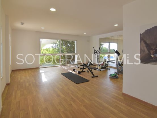 Comprar villa de 7 dormitorios en La Reserva, Sotogrande | James Stewart - Savills Sotogrande