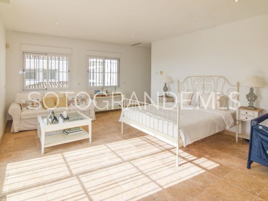 Comprar villa de 7 dormitorios en La Reserva, Sotogrande | James Stewart - Savills Sotogrande