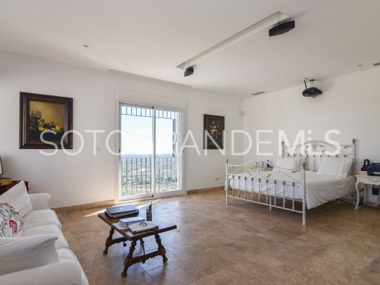 Comprar villa de 7 dormitorios en La Reserva, Sotogrande | James Stewart - Savills Sotogrande