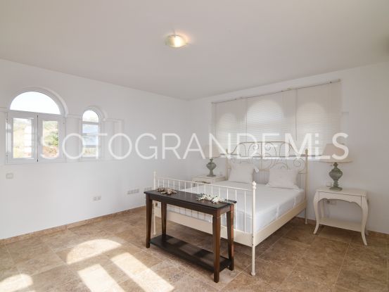 Comprar villa de 7 dormitorios en La Reserva, Sotogrande | James Stewart - Savills Sotogrande