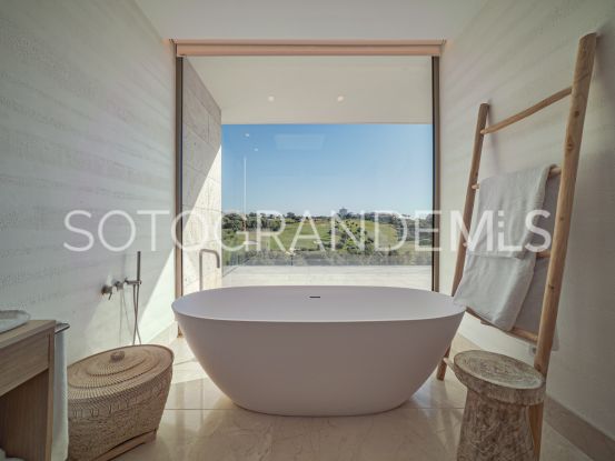 Se vende villa en La Reserva | James Stewart - Savills Sotogrande