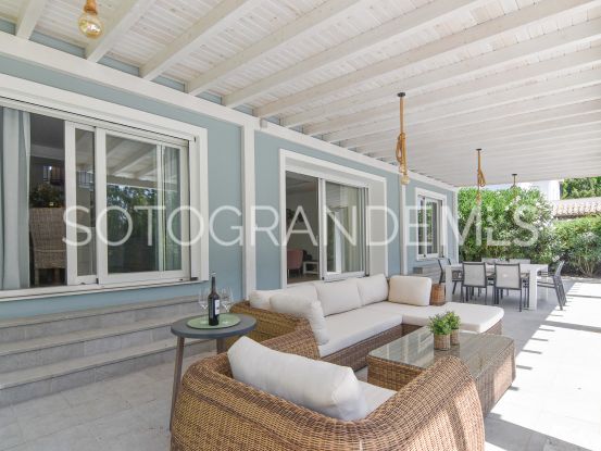 Villa con 4 dormitorios en Sotogrande Alto Central | James Stewart - Savills Sotogrande