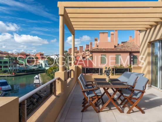 Se vende Ático de 3 dormitorios en Marina de Sotogrande | James Stewart - Savills Sotogrande