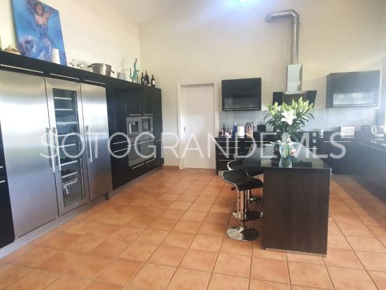 Comprar villa en Sotogrande Alto con 6 dormitorios | James Stewart - Savills Sotogrande