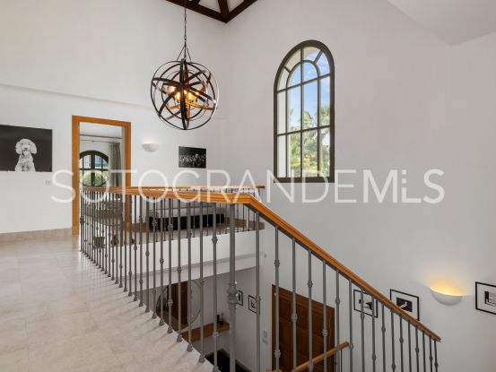 Se vende villa de 5 dormitorios en Sotogrande Alto | James Stewart - Savills Sotogrande