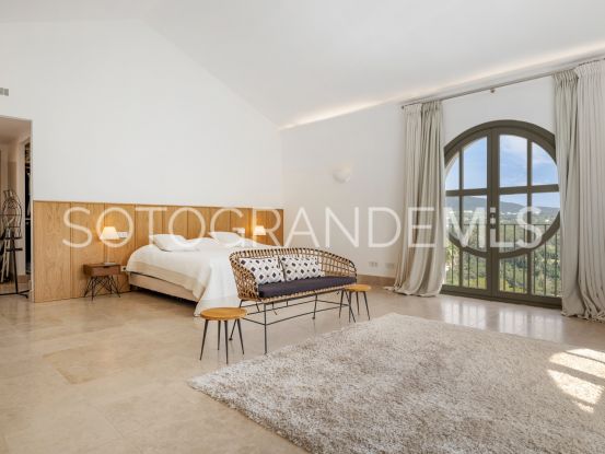 Se vende villa de 5 dormitorios en Sotogrande Alto | James Stewart - Savills Sotogrande