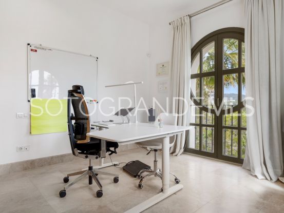 Se vende villa de 5 dormitorios en Sotogrande Alto | James Stewart - Savills Sotogrande