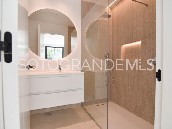 Villa en venta en Sotogrande Alto de 5 dormitorios | James Stewart - Savills Sotogrande