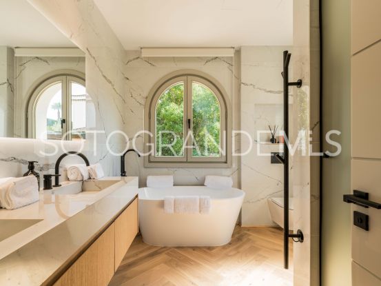 Comprar villa en Sotogrande Alto | James Stewart - Savills Sotogrande