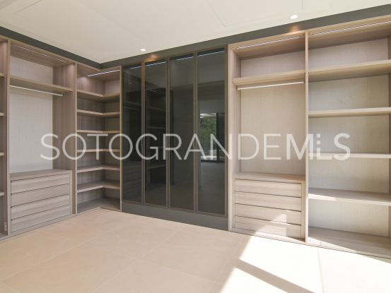 Villa en Reyes y Reinas, Sotogrande Costa | James Stewart - Savills Sotogrande