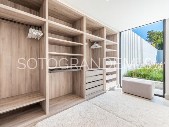 Comprar villa en La Reserva | James Stewart - Savills Sotogrande
