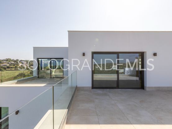 Comprar villa con 8 dormitorios en Sotogrande Alto | James Stewart - Savills Sotogrande