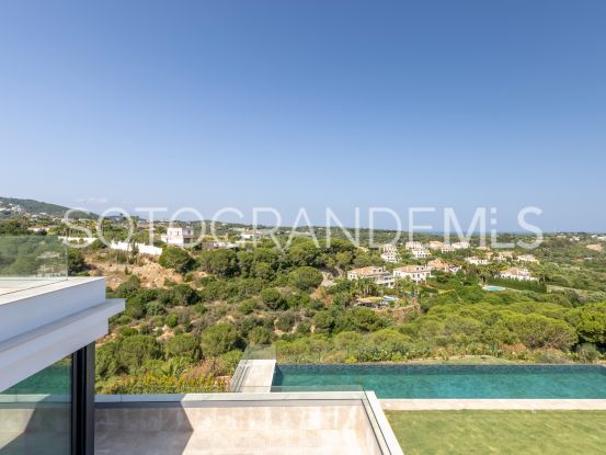 Comprar villa con 8 dormitorios en Sotogrande Alto | James Stewart - Savills Sotogrande
