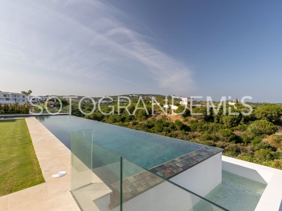Comprar villa con 8 dormitorios en Sotogrande Alto | James Stewart - Savills Sotogrande
