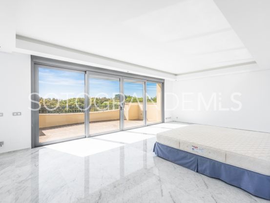 Buy villa in Los Altos de Valderrama with 5 bedrooms | James Stewart - Savills Sotogrande