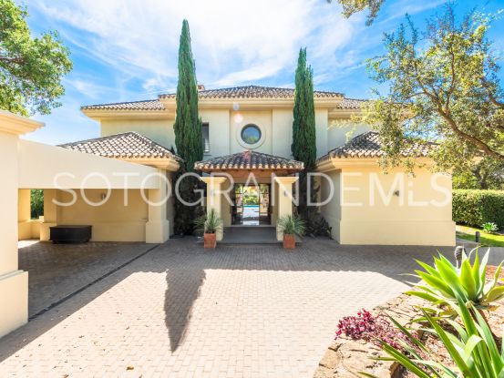 Buy villa in Los Altos de Valderrama with 5 bedrooms | James Stewart - Savills Sotogrande