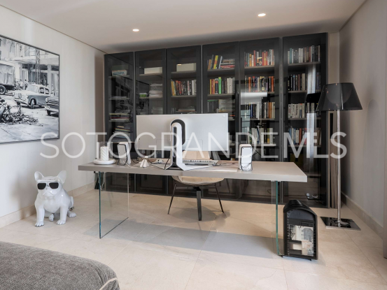 For sale 4 bedrooms triplex in Hacienda de Valderrama, Sotogrande Alto | James Stewart - Savills Sotogrande