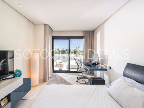 For sale 4 bedrooms triplex in Hacienda de Valderrama, Sotogrande Alto | James Stewart - Savills Sotogrande
