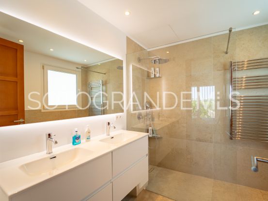 Sotogrande Alto, villa de 6 dormitorios | James Stewart - Savills Sotogrande