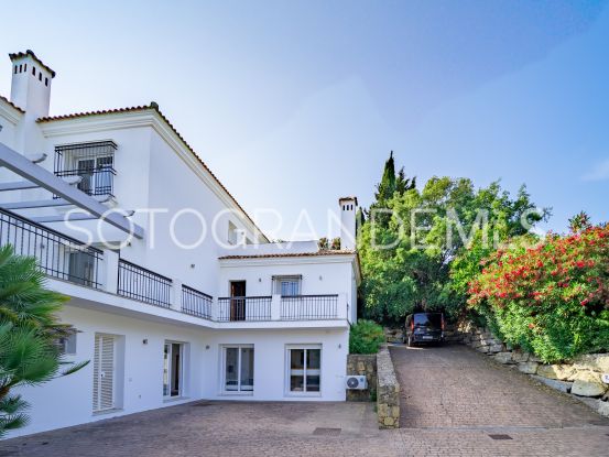Sotogrande Alto, villa de 6 dormitorios | James Stewart - Savills Sotogrande