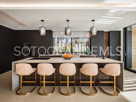 Se vende villa en Reyes y Reinas | James Stewart - Savills Sotogrande
