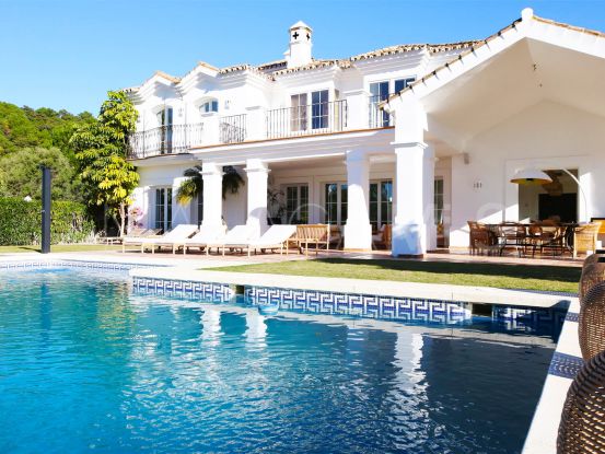 Villa a la venta con 5 dormitorios en Marbella Club Golf Resort, Benahavis | Terra Meridiana