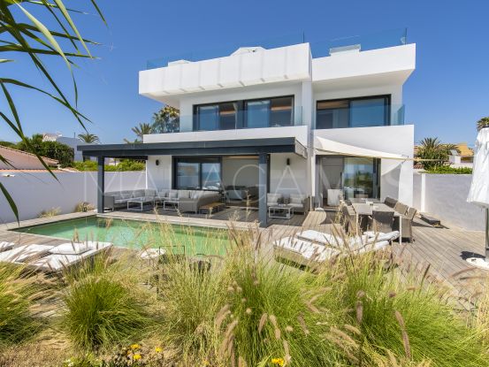 Las Chapas 6 bedrooms villa for sale | Terra Meridiana