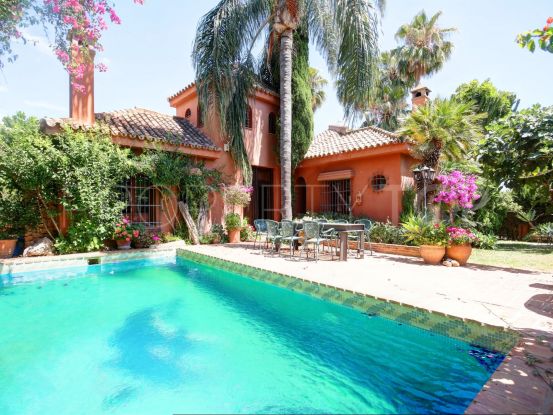 Classical style villa for sale in Casablanca, Marbella Golden Mile