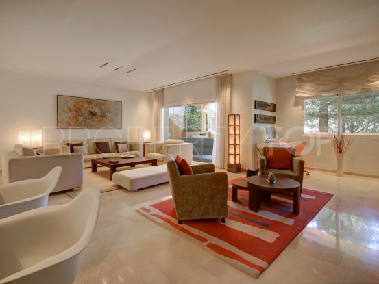 Precioso apartamento moderno de lujo de 3 habs en venta en Park Beach, Nueva Milla de Oro, Estepona