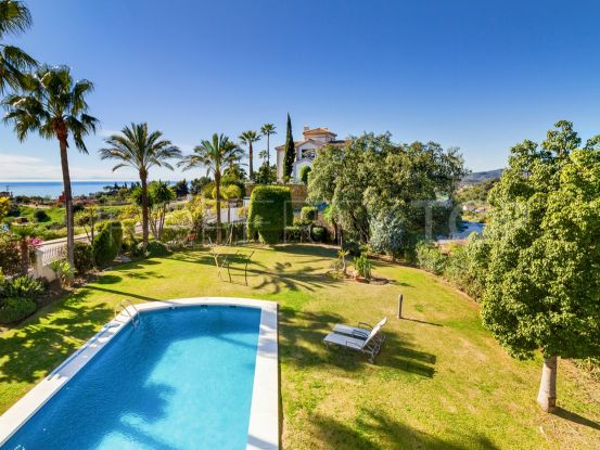 Beautiful villa for sale in Selwo, Estepona with stunning sea views