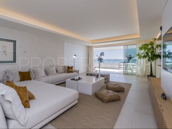 4 bedroom apartment for sale in front-line beach development with sea views in Estepona centre